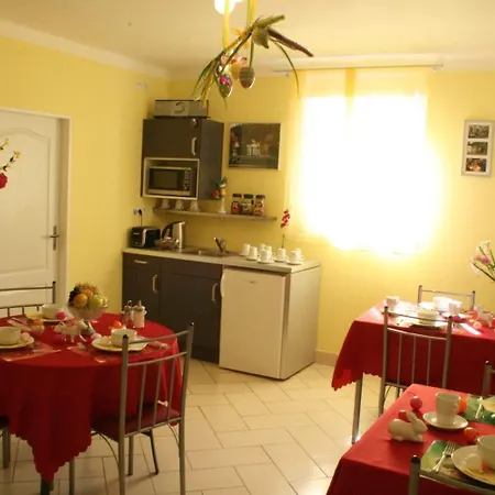 Na Vodach Hotel 3*